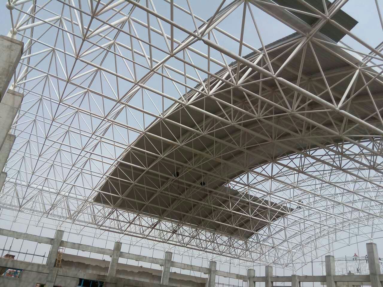 博尔塔拉蒙古自治州青岛一汽网架